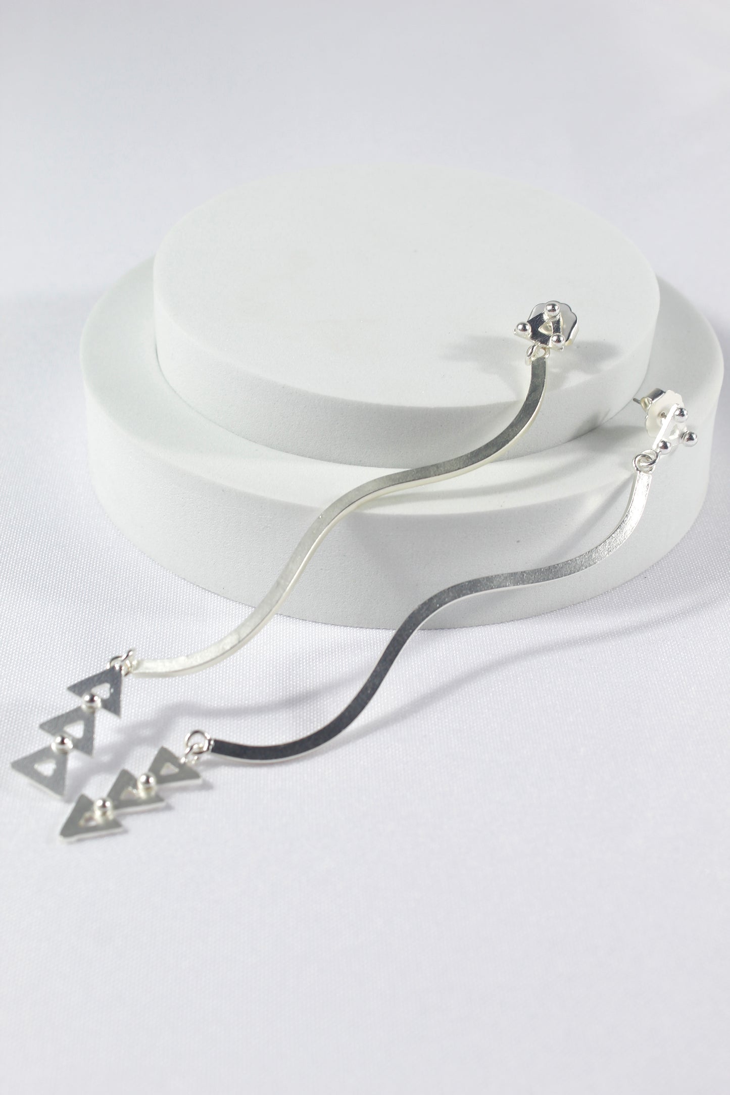 ARETES TRIADA SILVER