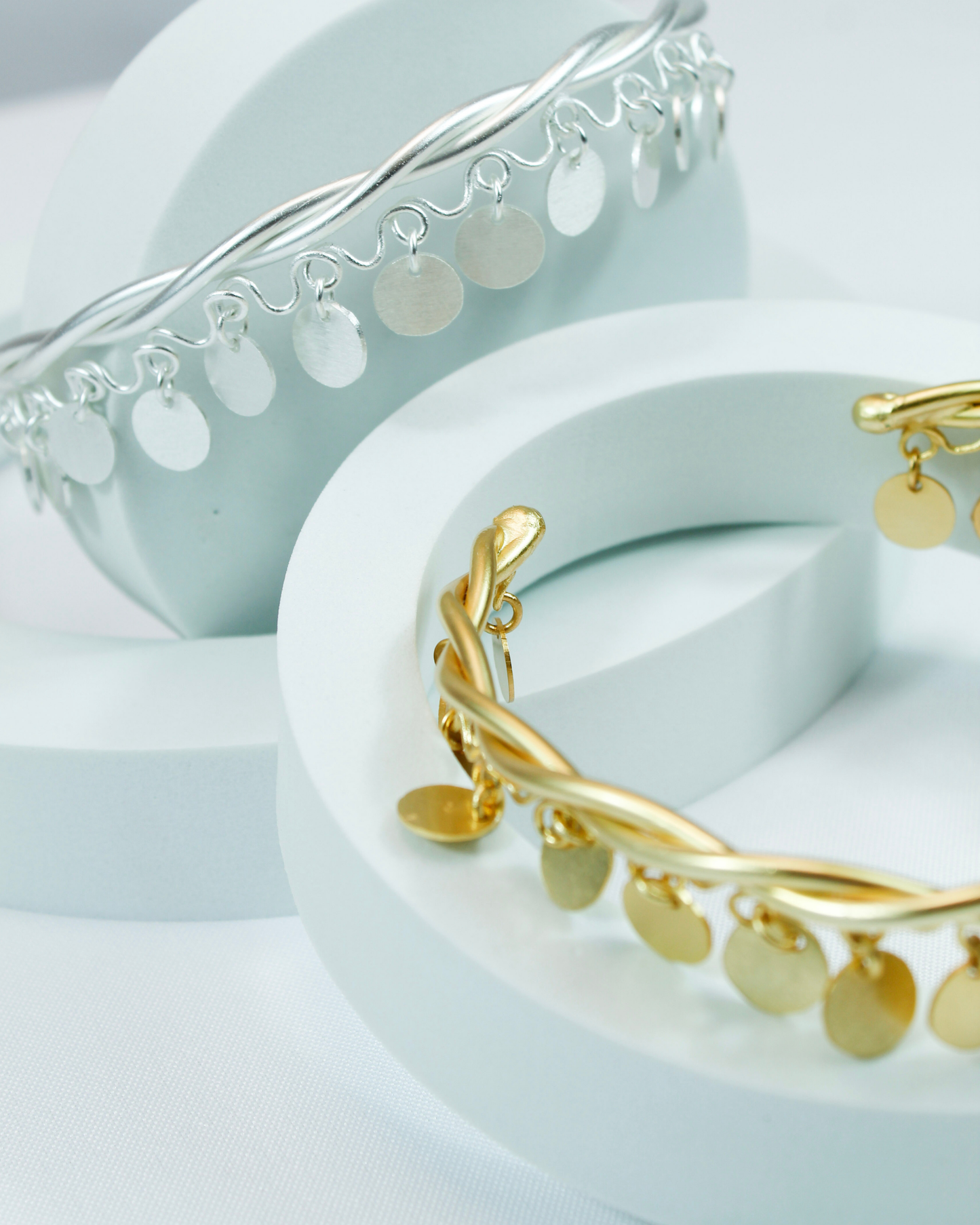 CHOCKER MONEDA SILVER